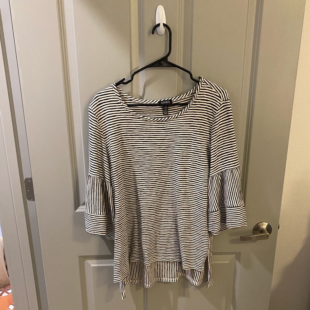 Black and White Striped Top